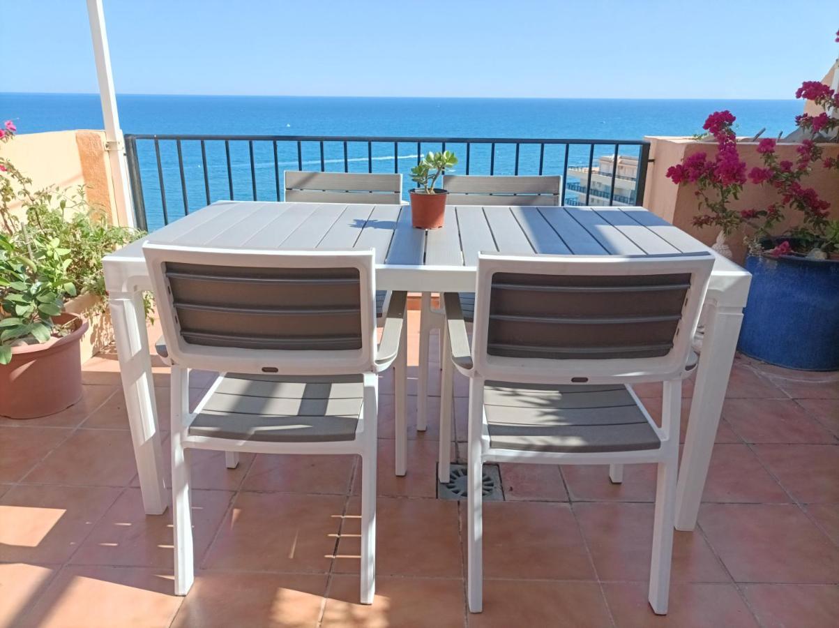 Carvajal Beach Seaview Apartment Benalmádena Exteriör bild